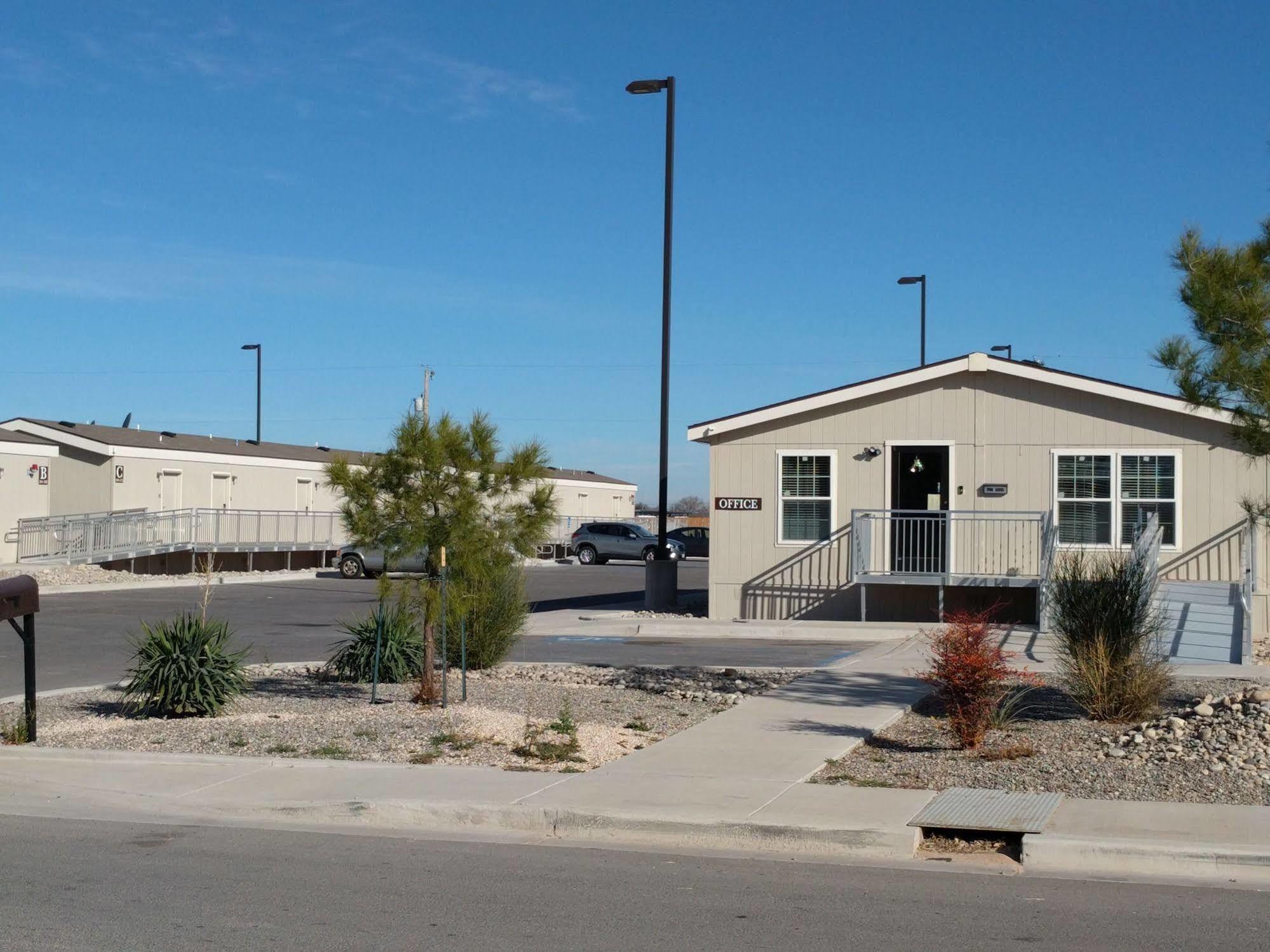 Shale Lodging Hobbs Exterior photo
